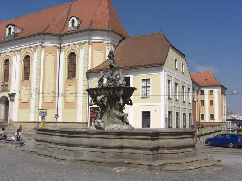   (1907)