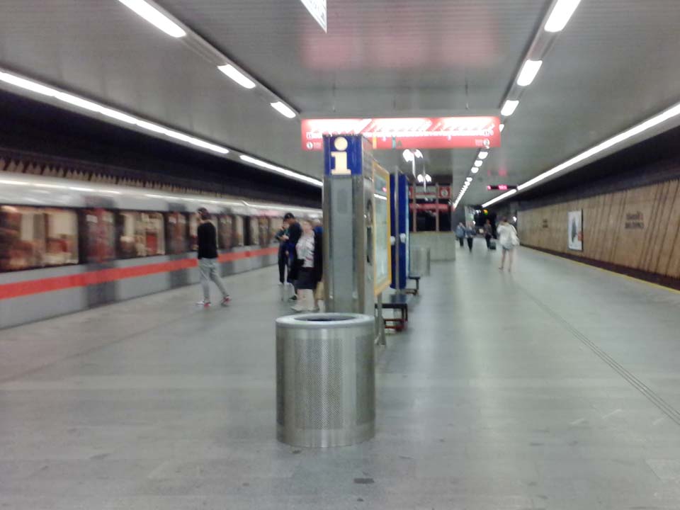   Nadrazi Holesovice