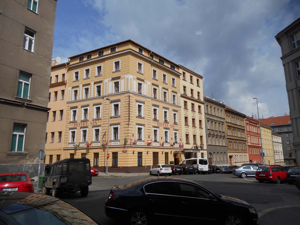  Gallery Hotel SIS