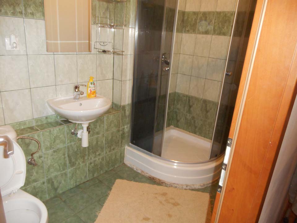 . Hyde Park Hostel. 